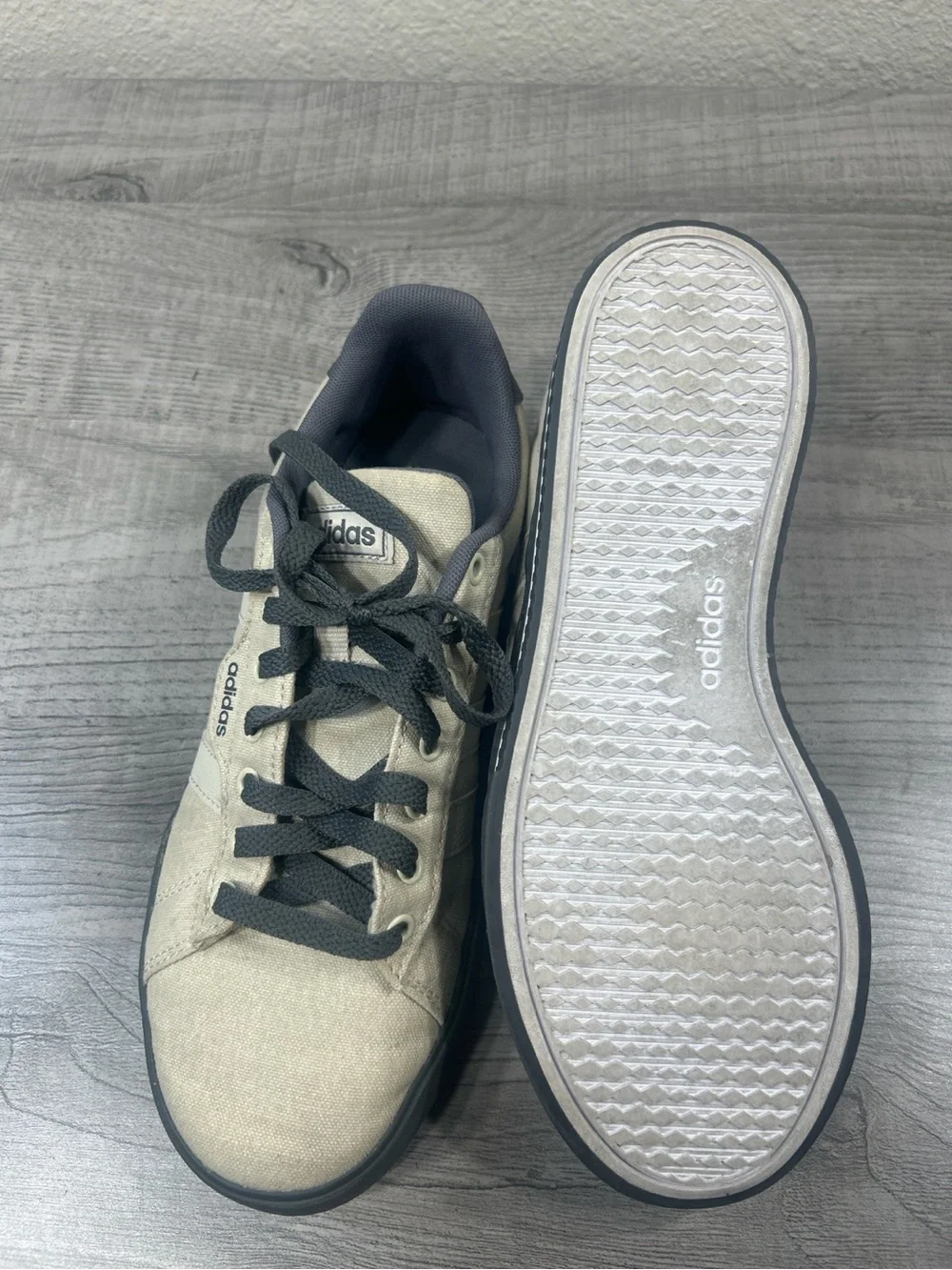 adidas Beige Canvas Sneakers with Black Soles and Laces Size 7 Men’s